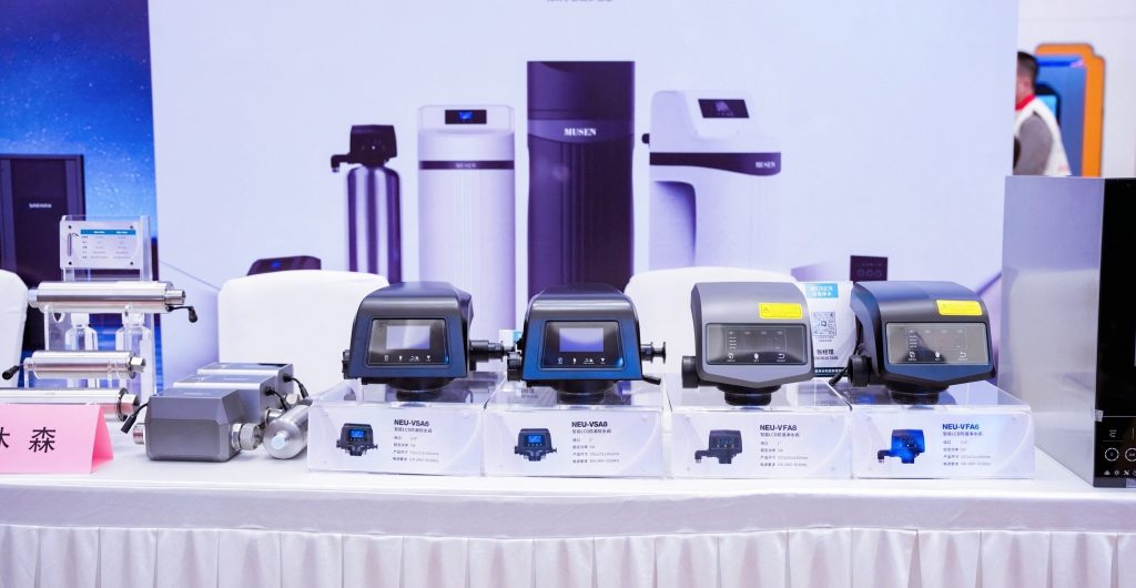 硬核科技定义饮水新标准：沐森净水器多款“明星单品”闪耀2025慧聪产业峰会